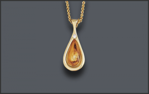 Women's Elk Ivory Pendant Teardrop with Diamond